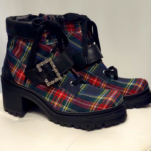 New GB
Pop-Star Plaid Rhinestone Buckle Lug Sole Booties - Picture 11 of 14